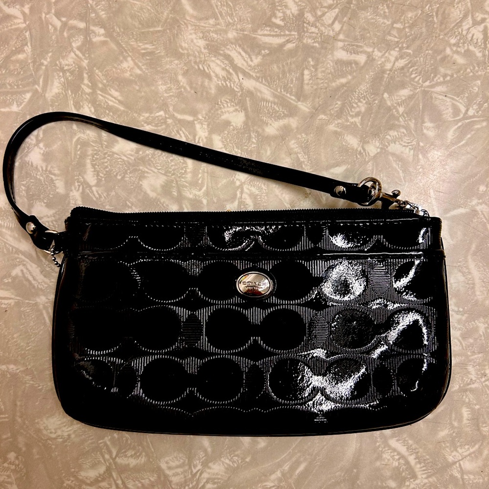 Coach wristlet clutch